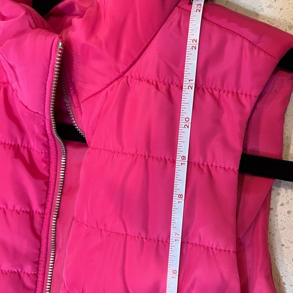 Michael Kors Puffer Vest Jacket - Picture 7 of 10